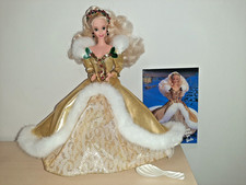 BARBIE HAPPY HOLIDAYS 1994 MATTEL MAGIA FESTE NUOVA CON ABITO NO SCARPE E STAND