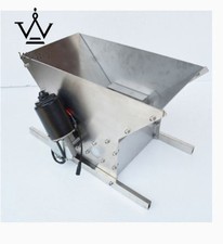 Tritatutto Elettrico Uva Nuovo