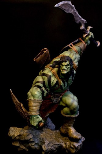 Statue premium format - premium, skaar