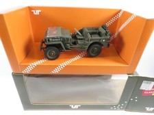 Modelli 1:18 UT Jeep militare #7302