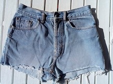 Jeans Levi's 501 corto da donna W30 L30 vita alta con bottoni stinto tg.L ottimo