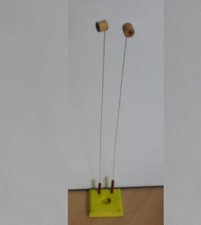 Rarissimo oggetto originale NAEF: 2 aste metalliche alte oscillanti, biglia oscillante