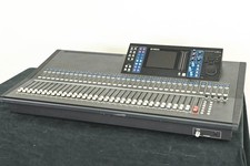 Yamaha LS9-32 Console di mixaggio digitale 32 ingressi CG01B42