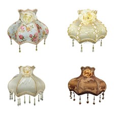 Paralume in tessuto con frange