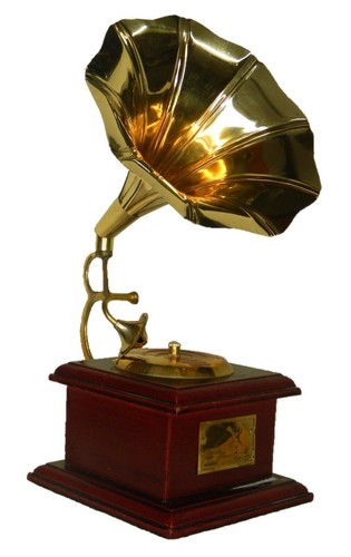 Gramophone dummy vintage - gramophone,