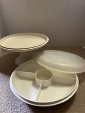 Tupperware Cake Pie  Holder