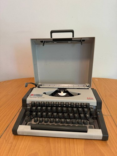 Macchina scrivere aeg - macchina,