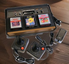 Atari CX-2600 AP, Woody, 3 giochi, 2 joystick, smontato, pulito, testato, ottimo