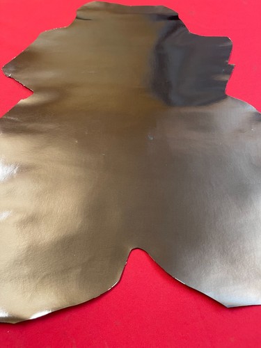 Pelle bronzo - pelle, in