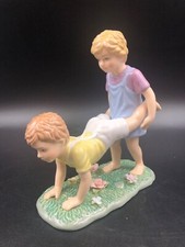 STATUETTA STATUA MINIATURA SOPRAMMOBILE NAVEL STILE LLADRO PORCELLANA LUCCICANTE