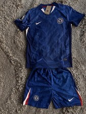 Completino Nike  Chelsea