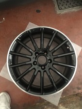 Cerchio Mercedes Amg Classe A B CLA C raggio 18
