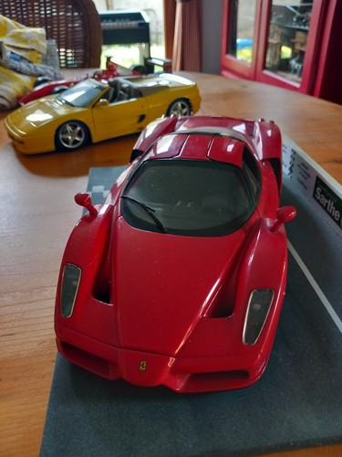 Ferrari enzo hot wheels - wheels, 1/18