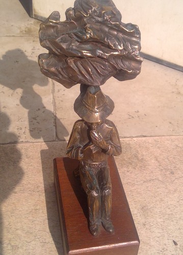 Remo brindisi scultura cera - brindisi,
