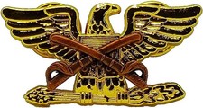 Cappello distintivo sciabole