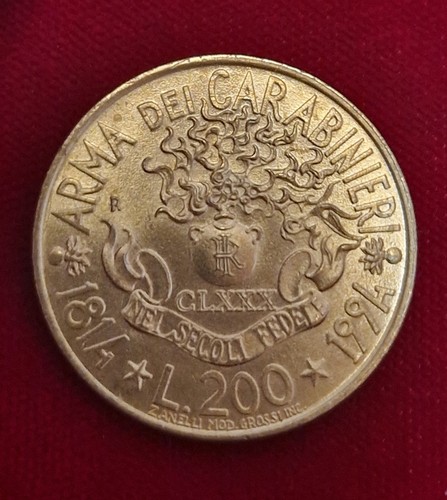 Moneta 200 lire arma - 200, dei