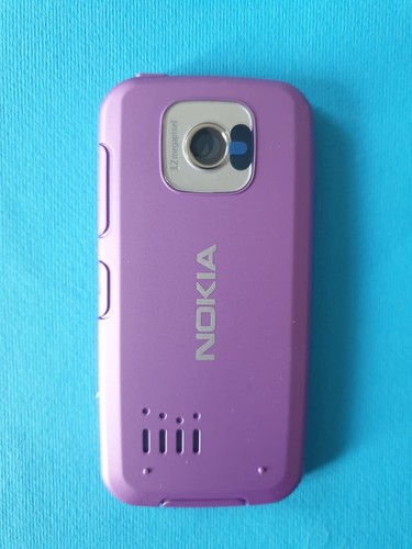 Nokia 7610 back cover - nokia,