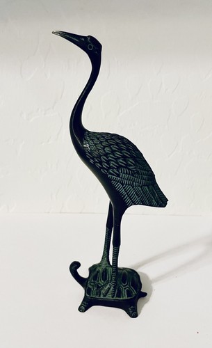Statua vintage gru - , uccellino