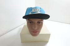 NIKE CAPPELLO TAGLIA