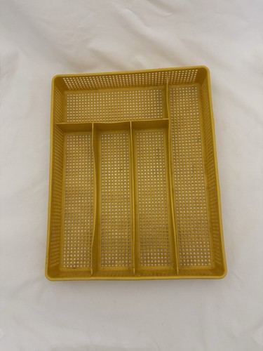 Cassetto organizer utensili