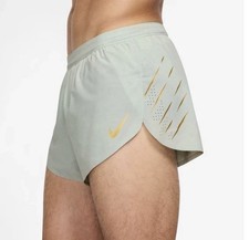 Pantaloncini da corsa Nike