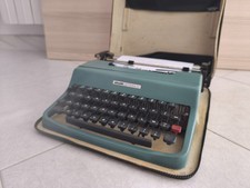 Macchina da scrivere Olivetti Lettera 32 – Made in Mexico