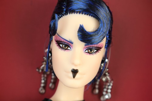 Platinum label barbie doll - label,