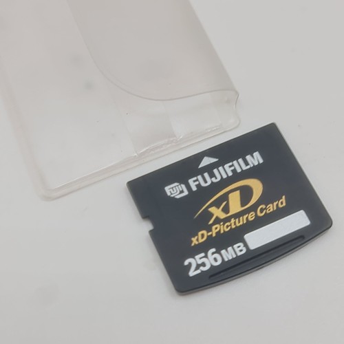Fujifilm picture card 256mb - fujifilm,