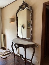 Elegante console antica in stile liberty realizzata da artigiani d’epoca