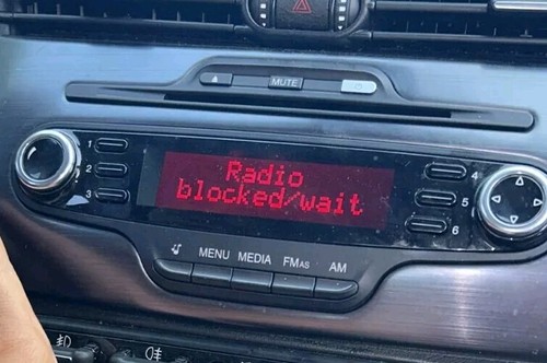 Radio blocked wait - alfa, romeo