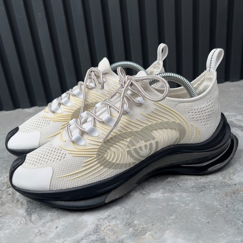 Gucci run monogram sneakers - gucci,