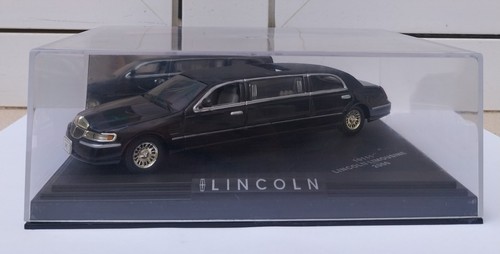 Lincoln limousine 2000 - lincoln, sun