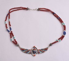 Collana con scarabeo alato -