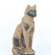 UNICA STATUA FARAONICA FATTA A