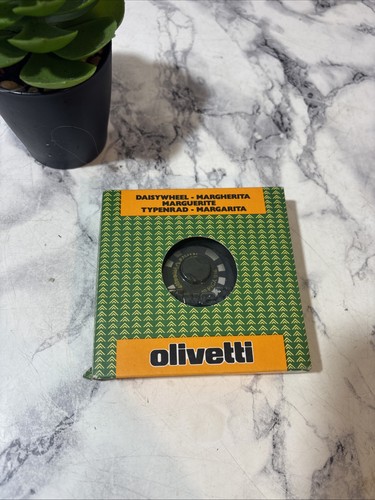 Macchina scrivere olivetti - da,