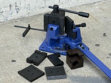 Piegatrice universale manuale