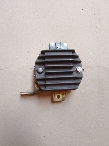 Regolatore tensione piaggio - regolatore,