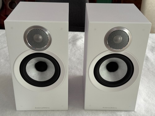 Coppia casse acustiche 607 - b&w,