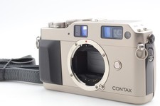 [N come nuovo con cinturino]