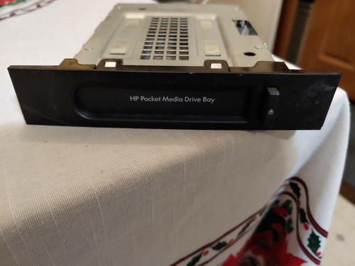 Pocket media drive bay - hp, usb