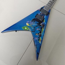 Chitarra elettrica stile Dean
