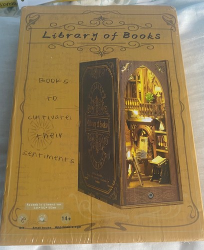Book nook kit - kit, fai