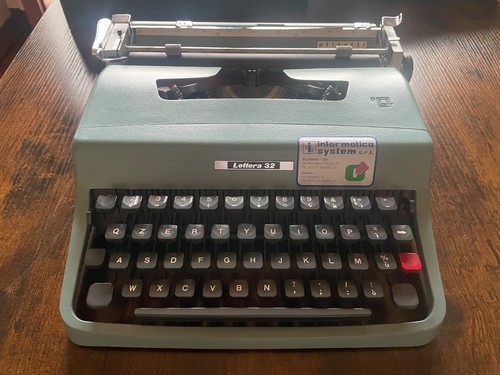 Macchina scrivere olivetti - da,