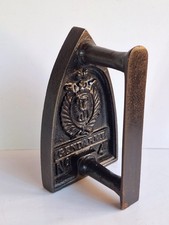 Antico Ferro da stiro In ghisa