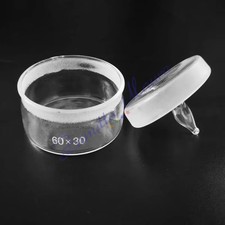 Benziniera con coperchio