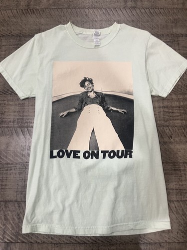 Harry styles love tour - harry,