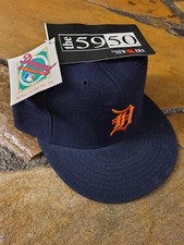Cappello Vintage Detroit