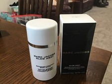 MARC JACOBS GLOW AWAY