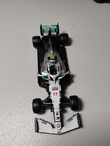 Titolo bburago mercedes - titolo:bburago, 1:43
