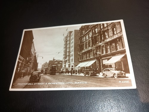 Sauchiehall street beresford - &,